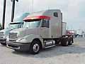 2001 FREIGHTLINER CL12042ST-COLUMBIA 120